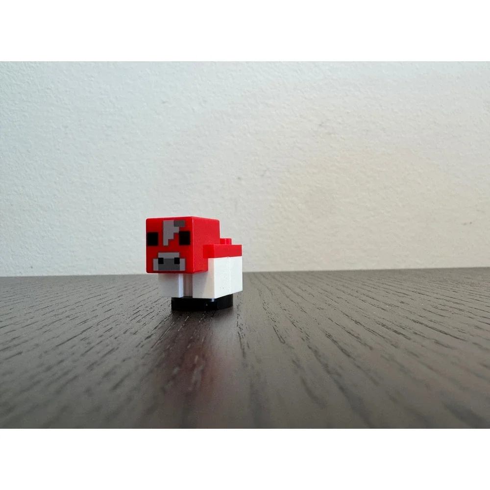 LEGO Minecraft Mooshroom Baby Cow Figure‎ Small Red White Pixelated Animal